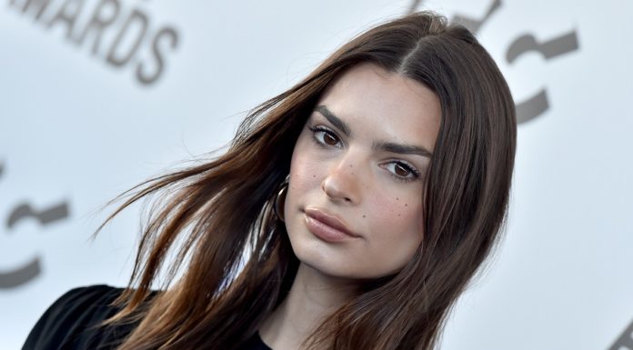 Emily Ratajkowski is a blonde now, and it looks INCREDIBLE